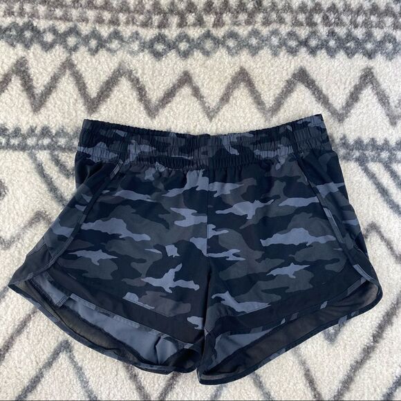 Athleta Printed Mesh Racer Run Short 4” - Picture 5 of 9